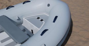 Semi-rigid inflatable boat
